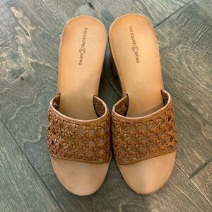 Treasure & Bond Caroline Brown Lattice Woven Slip On Sandals Heels Size 7.5